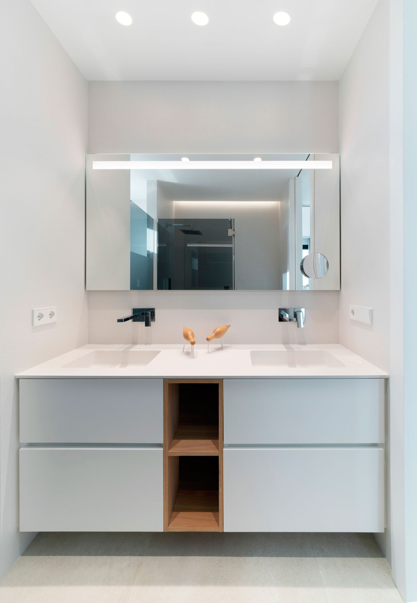 interiorismo arquitectura vivienda unifamiliar carlet diseño chalet mobiliario baño cortesia